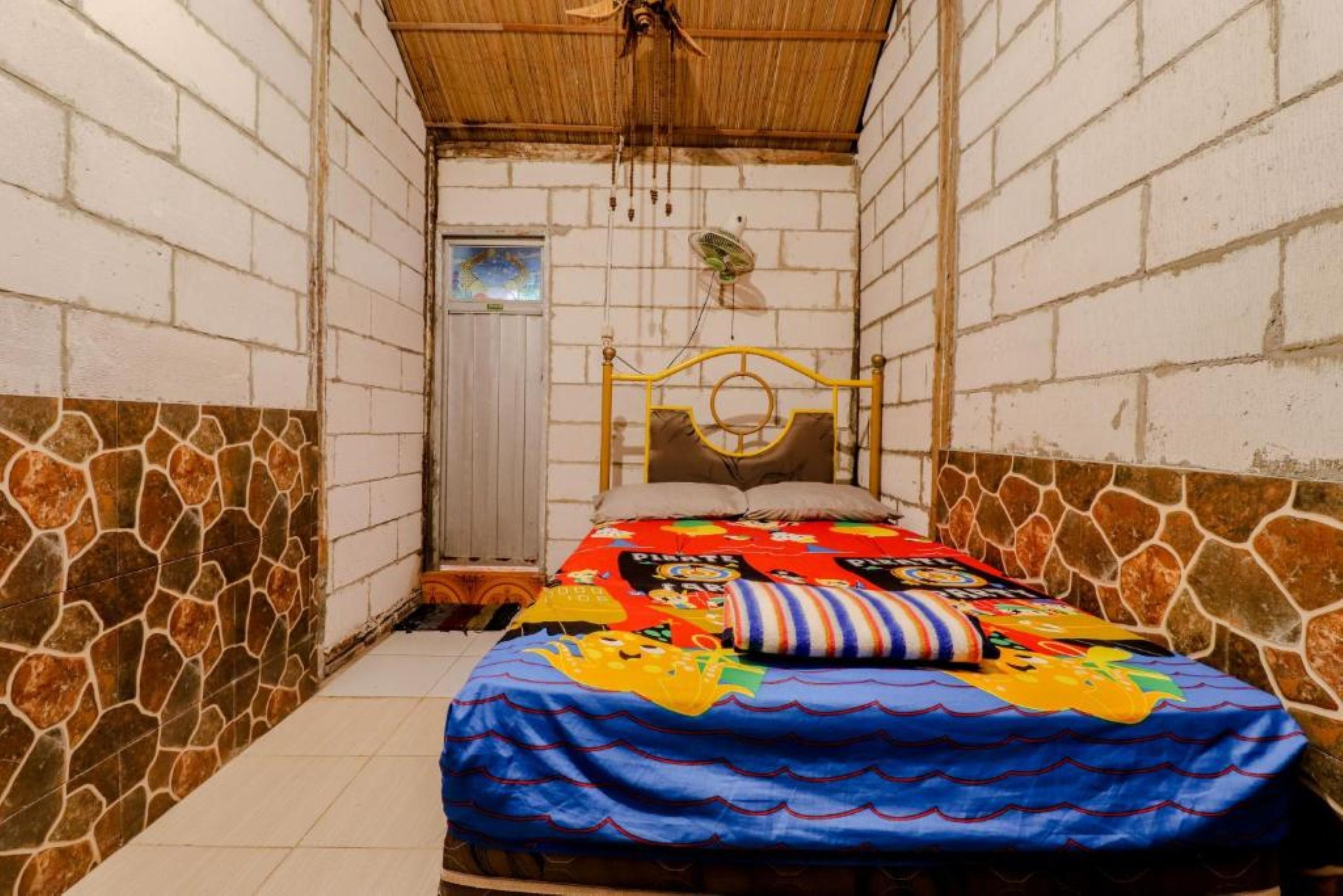 Penginapan Joko Samudro Baron Exterior photo